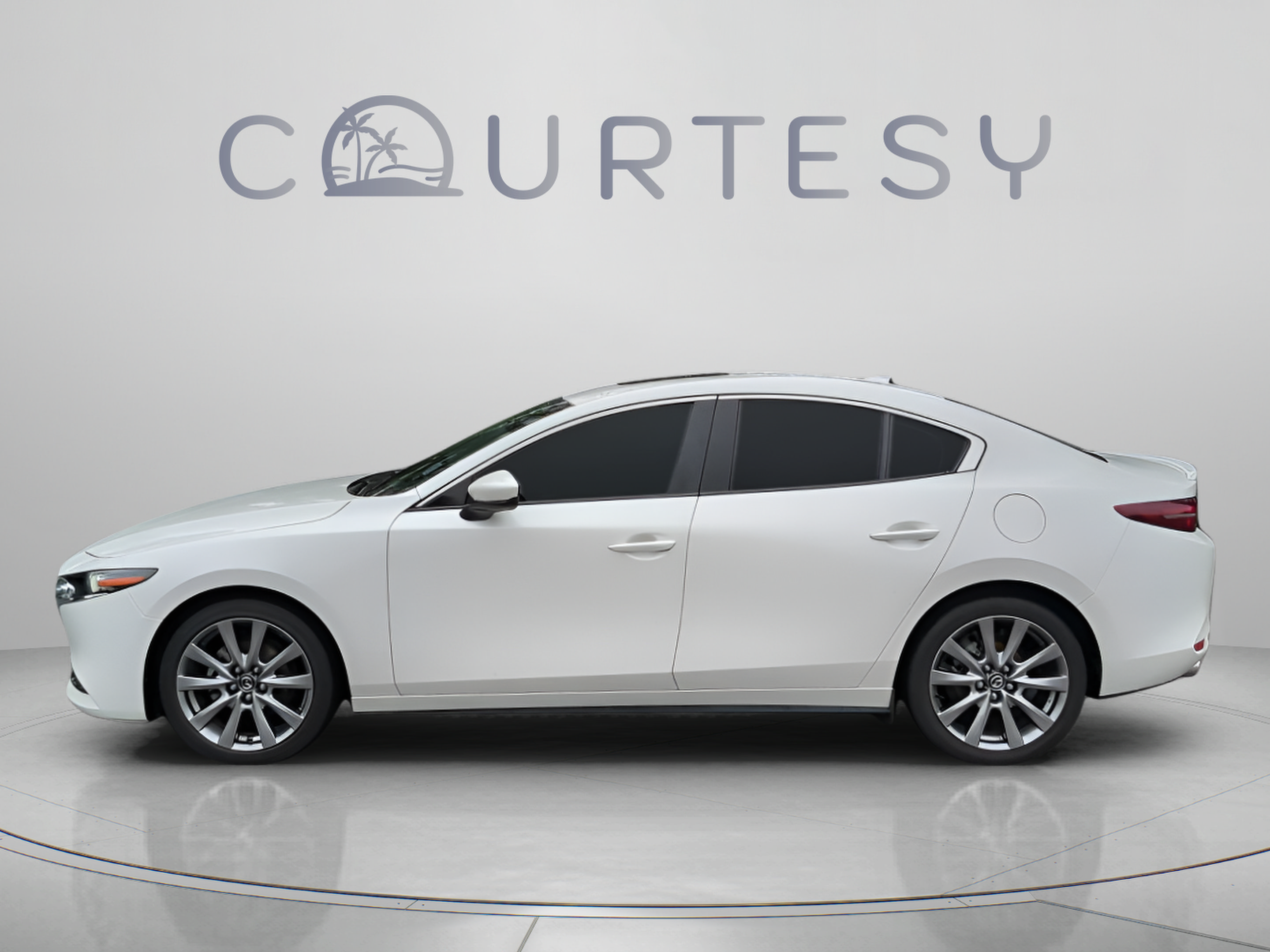 Used 2021 MAZDA MAZDA3 s FWD image 4