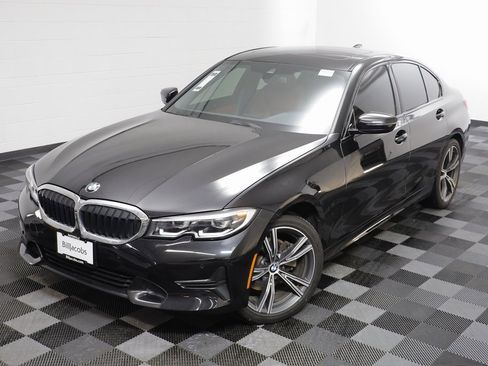 Used 2022 BMW 330i xDrive Sedan w/ Premium Package 2 image 2