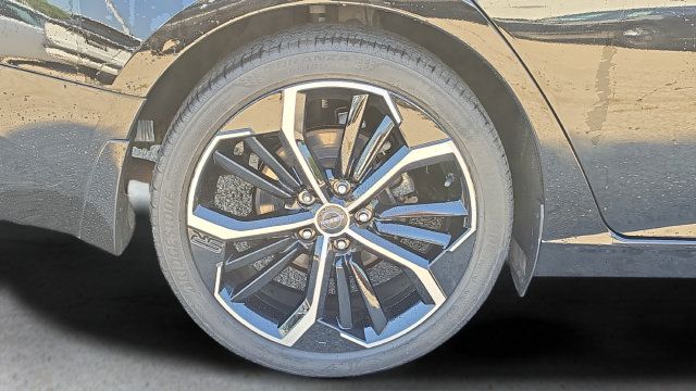 Used 2023 Nissan Altima 2.5 SR FWD image 18