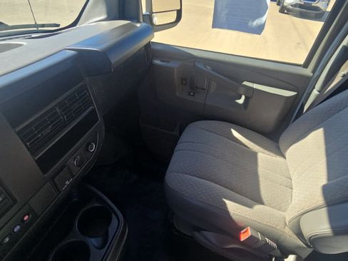 Used 2020 Chevrolet Express 2500 w/ Communications Package image 22