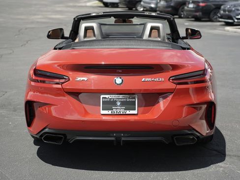 Used 2022 BMW Z4 M40i w/ Premium Package RWD image 5