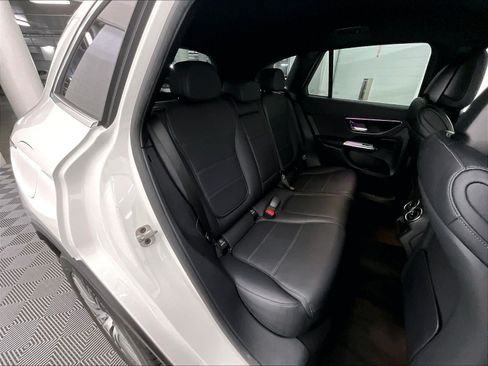 Certified 2025 Mercedes-Benz GLC 300 image 17