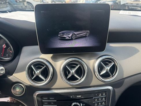 Used 2018 Mercedes-Benz CLA 250 image 17