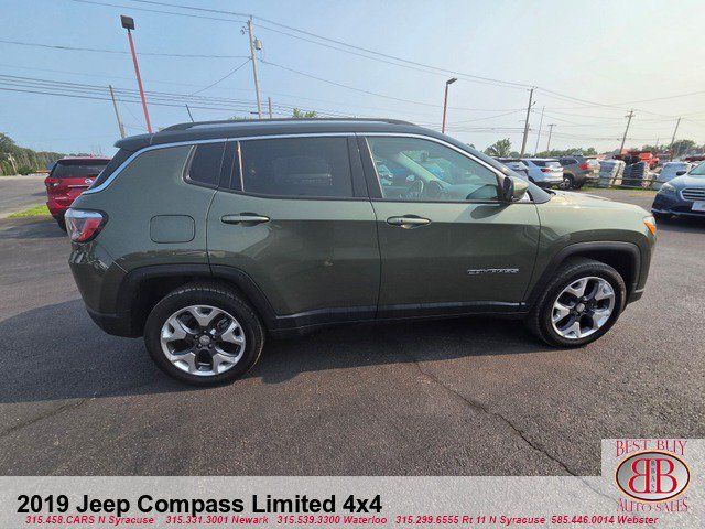 Used 2019 Jeep Compass Limited w/ Advanced Safety Group AWD/4WD image 2