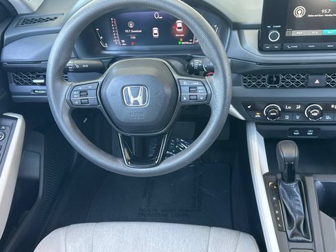 Used 2023 Honda Accord EX image 14