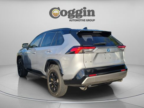 Used 2023 Toyota RAV4 XSE w/ XSE Grade Weather Package AWD/4WD image 2