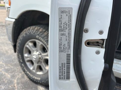 Used 2024 RAM 2500 Big Horn image 15