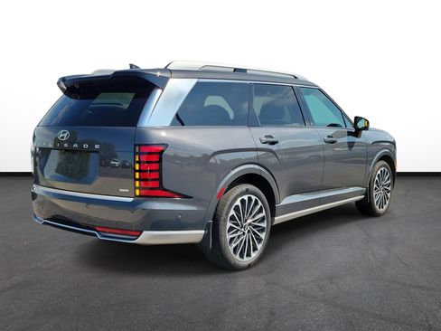 Used 2026 Hyundai Palisade Calligraphy AWD/4WD image 4
