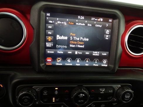 Certified 2022 Jeep Wrangler Unlimited Rubicon w/ Xtreme Recon 35" Tire Package image 13