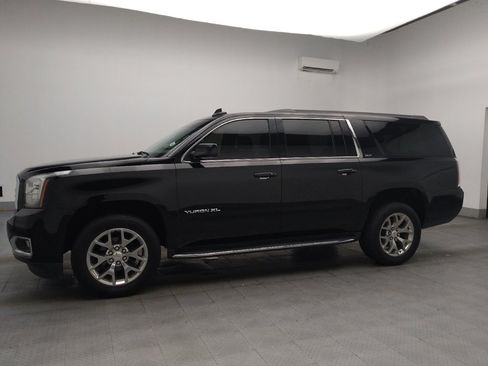 Used 2020 GMC Yukon XL SLT RWD image 2