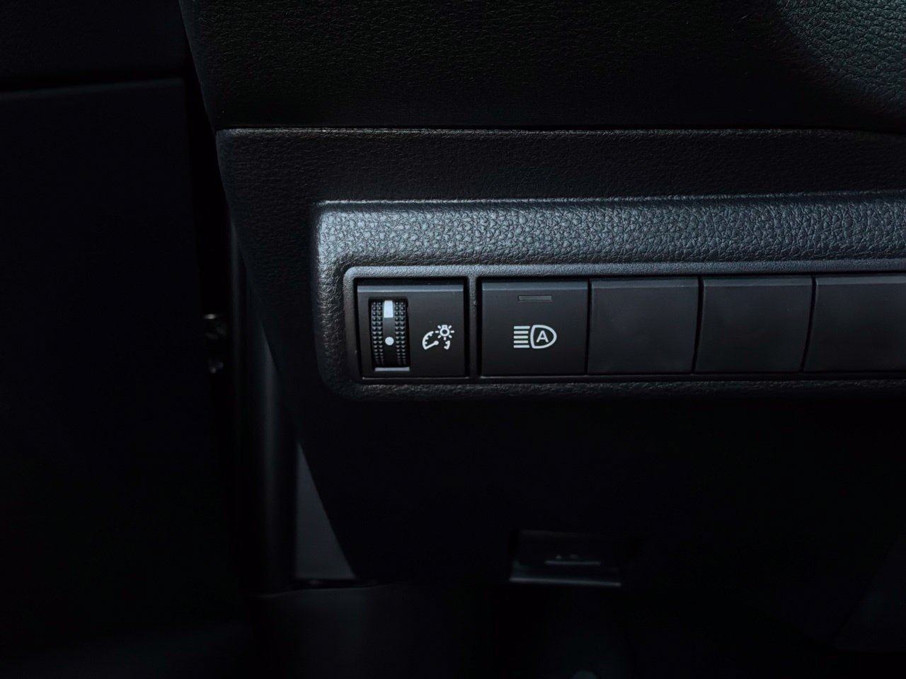 Used 2026 Toyota Corolla LE FWD image 23