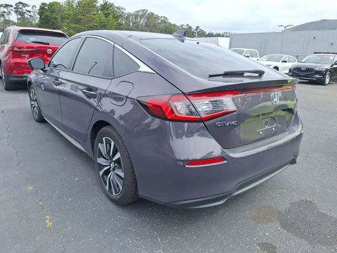 Used 2024 Honda Civic EX-L image 4