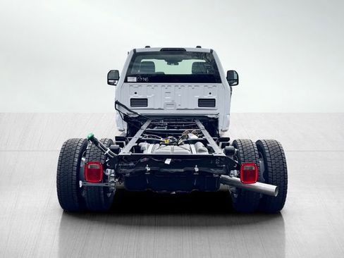 New 2025 Ford F550 4x4 Regular Cab Super Duty image 4