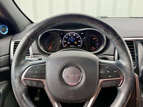 Used 2020 Jeep Grand Cherokee Laredo AWD/4WD image 20
