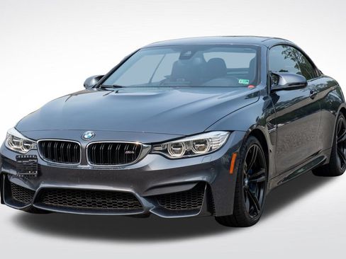 Used 2016 BMW M4 Convertible RWD image 32