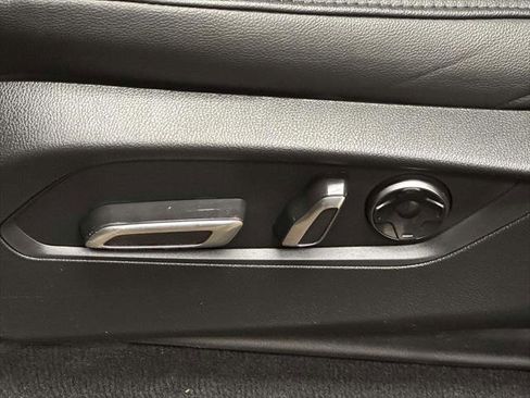 Used 2022 Acura MDX SH-AWD image 13