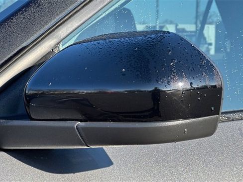 Used 2022 Ford Explorer XLT w/ Equipment Group 202A image 55