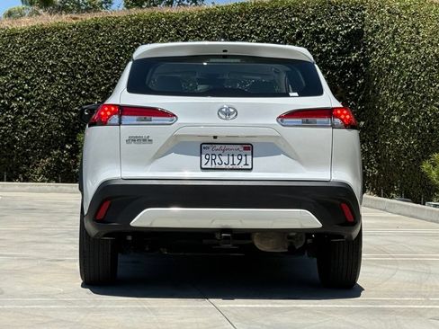 Used 2023 Toyota Corolla Cross L FWD image 10