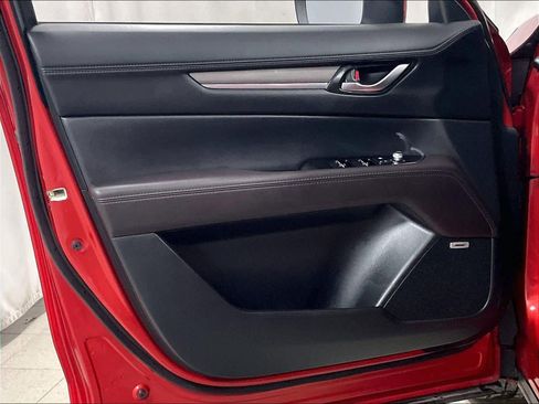 Used 2023 MAZDA CX-5 Signature image 9