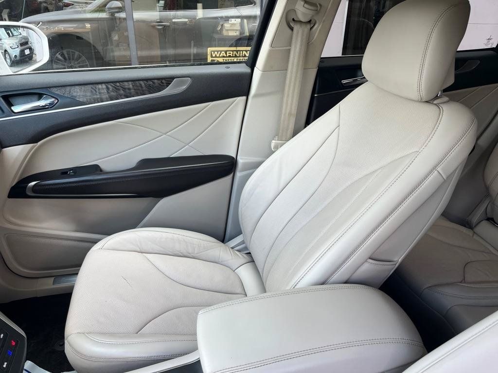 Used 2017 Lincoln MKC Reserve AWD/4WD image 12