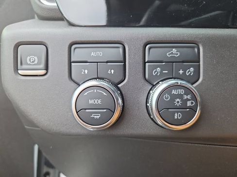Certified 2025 GMC Sierra 1500 Elevation AWD/4WD image 26