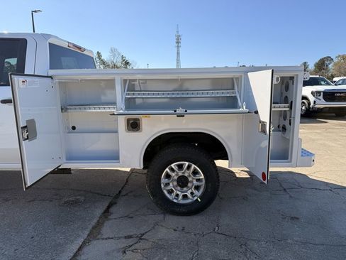 New 2026 Chevrolet Silverado 2500 W/T w/ WT Convenience Package image 3