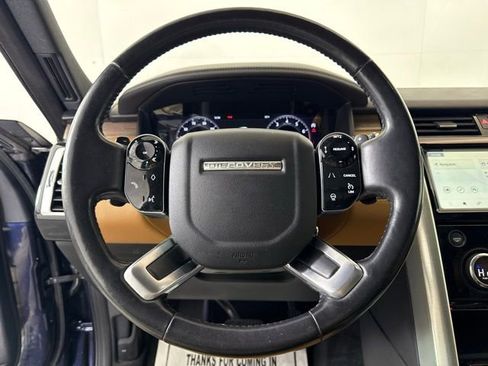 Certified 2019 Land Rover Discovery HSE Luxury image 31