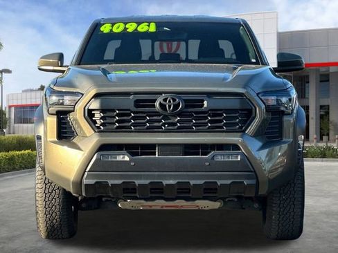 Used 2024 Toyota Tacoma TRD Off-Road image 10