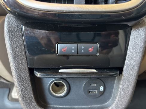 Used 2022 Lincoln Nautilus Reserve w/ Equipment Group 201A image 28