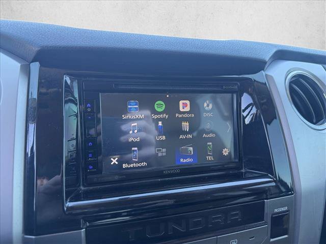 Used 2017 Toyota Tundra SR5 w/ SR5 Upgrade Package AWD/4WD image 13