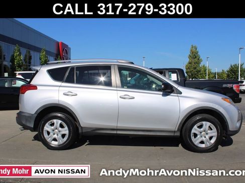 Used 2014 Toyota RAV4 LE FWD image 6