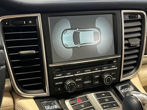 Used 2011 Porsche Panamera 4 AWD/4WD image 28
