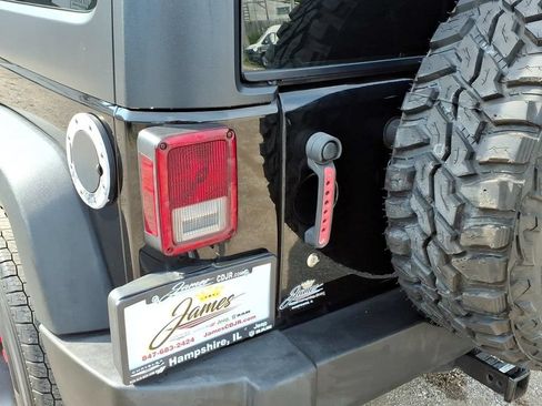 Used 2014 Jeep Wrangler Sport AWD/4WD image 33