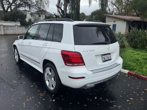 Used 2015 Mercedes-Benz GLK 350 4MATIC image 3
