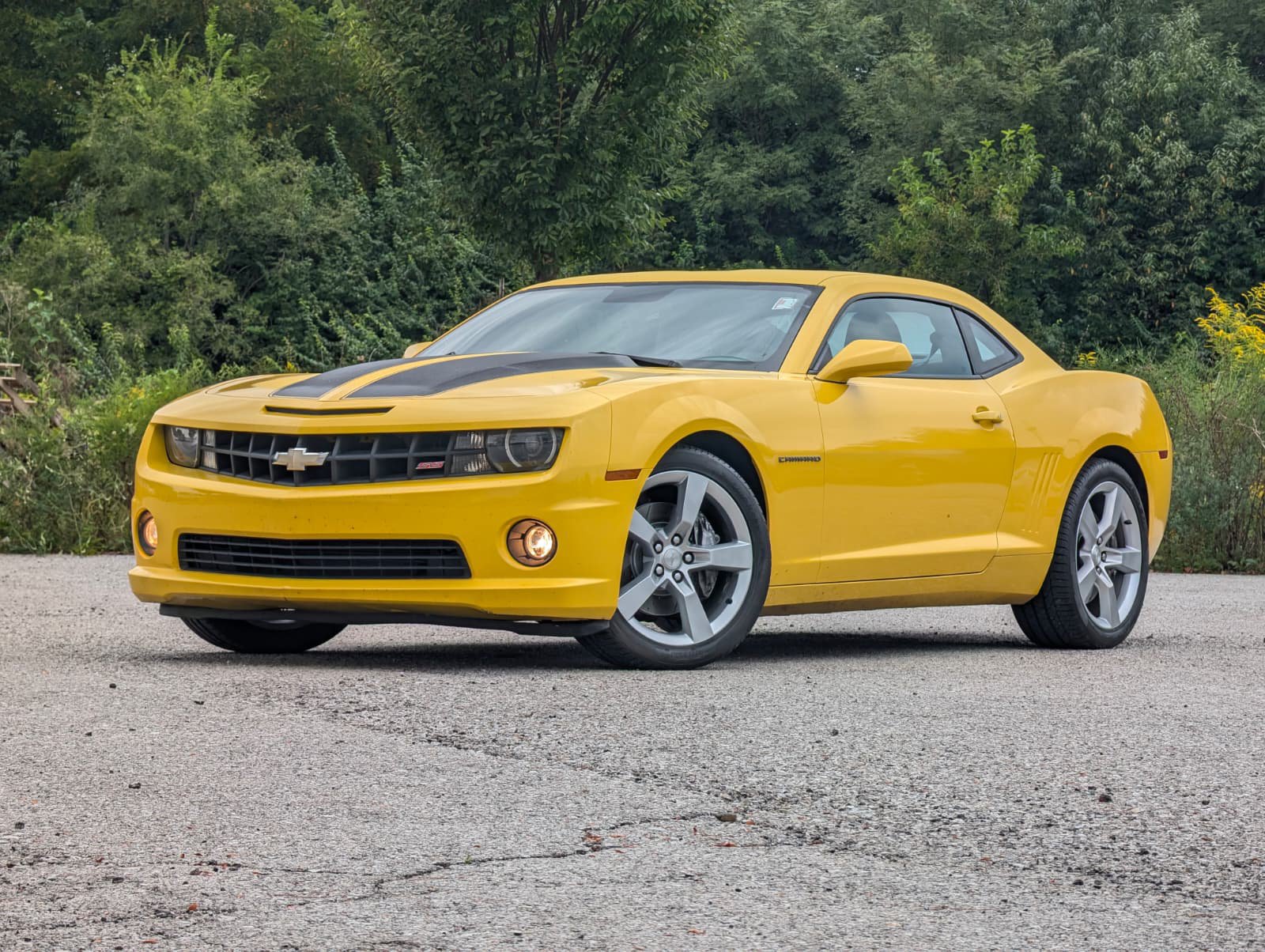 Used 2010 Chevrolet Camaro SS w/ RS Package RWD image 1