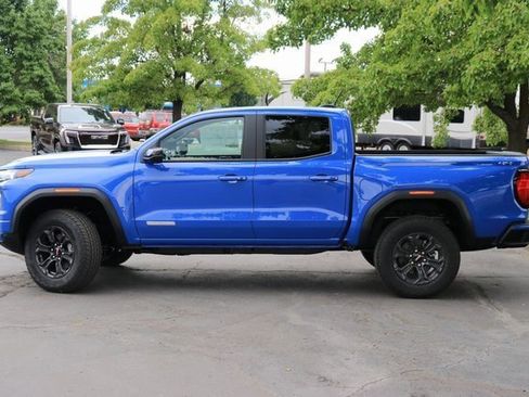 New 2025 GMC Canyon Elevation w/ Convenience Package image 3