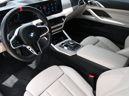 Used 2025 BMW 440i xDrive Convertible w/ Premium Package AWD/4WD image 16