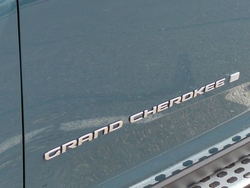 New 2026 Jeep Grand Cherokee Limited image 24