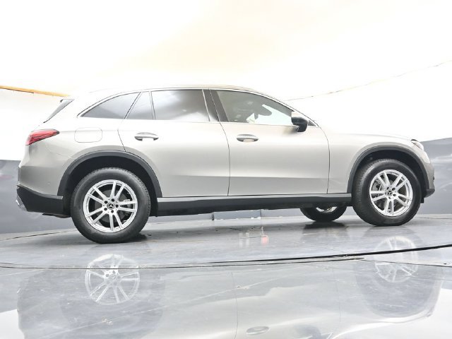 Used 2023 Mercedes-Benz GLC 300 4MATIC image 34