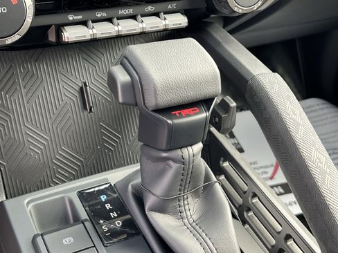 New 2025 Toyota Tacoma TRD Off-Road image 17