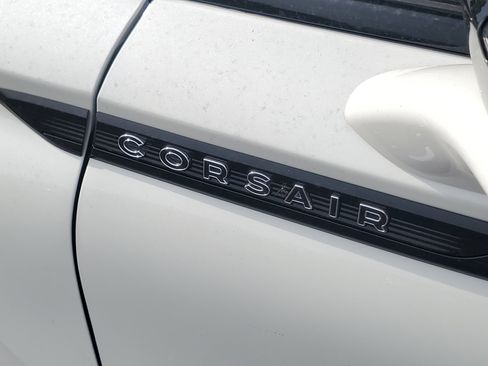 New 2026 Lincoln Corsair Premiere image 8