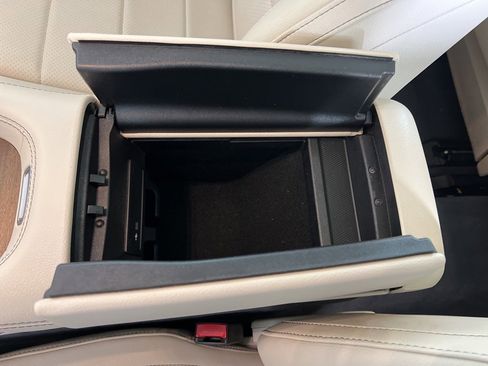 Used 2020 Mercedes-Benz GLS 450 4MATIC image 22