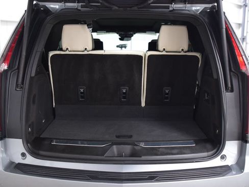 Used 2023 Cadillac Escalade Sport w/ LPO, ONYX Package AWD/4WD image 26