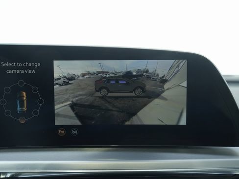 Used 2024 Cadillac Lyriq Luxury image 58