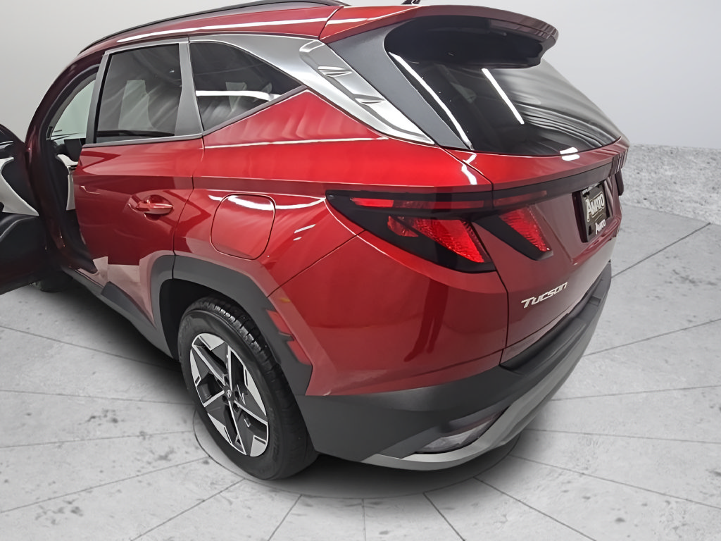 Certified 2025 Hyundai Tucson SEL AWD/4WD image 40