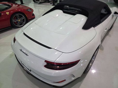 Used 2019 Porsche 911 Speedster RWD image 49