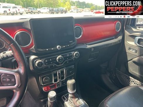 Used 2021 Jeep Wrangler Unlimited Rubicon AWD/4WD image 15