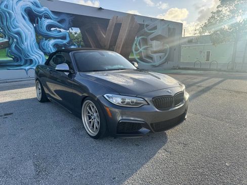 Used 2016 BMW M235i xDrive Convertible image 5