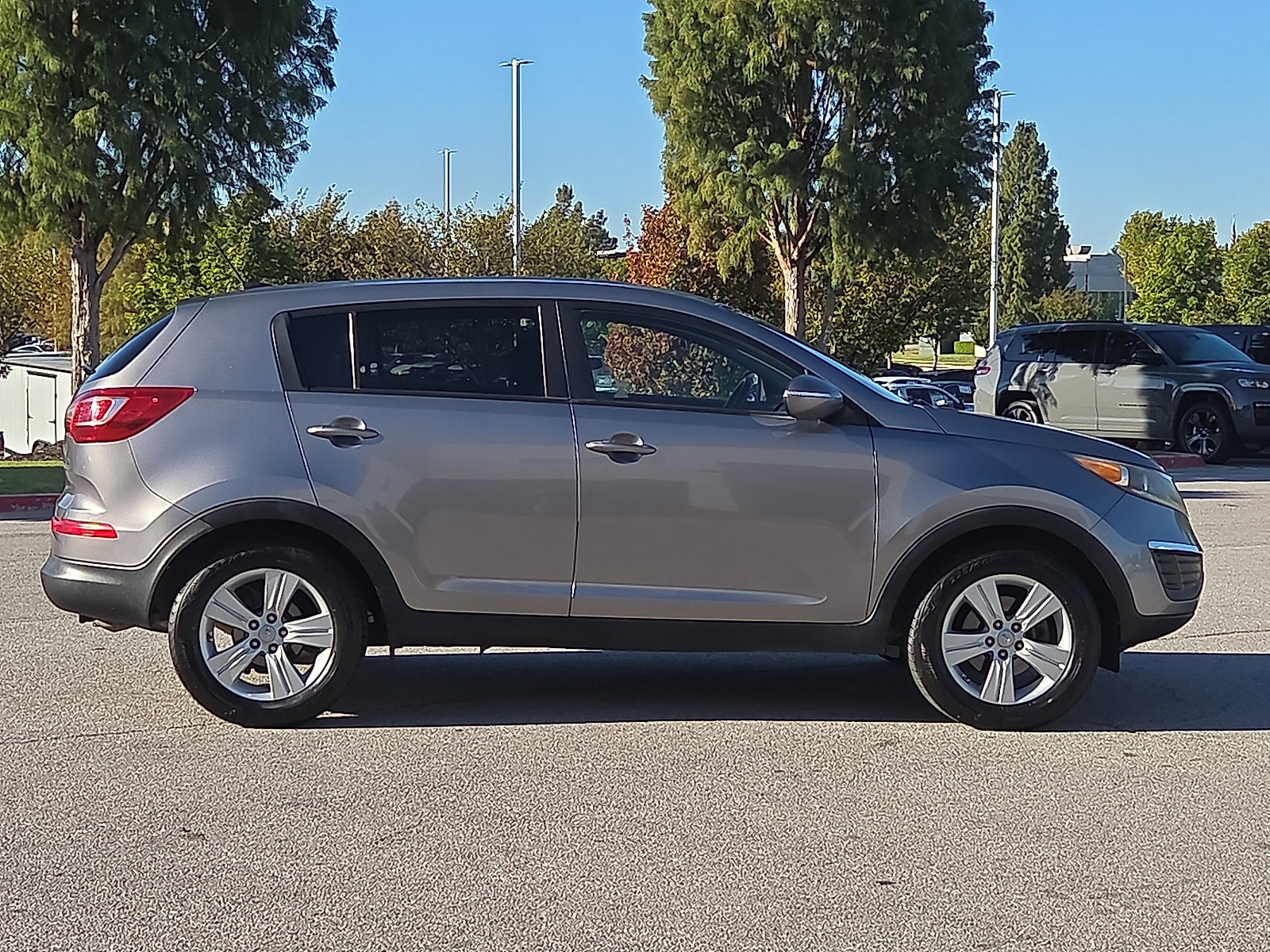 Used 2013 Kia Sportage LX FWD image 6