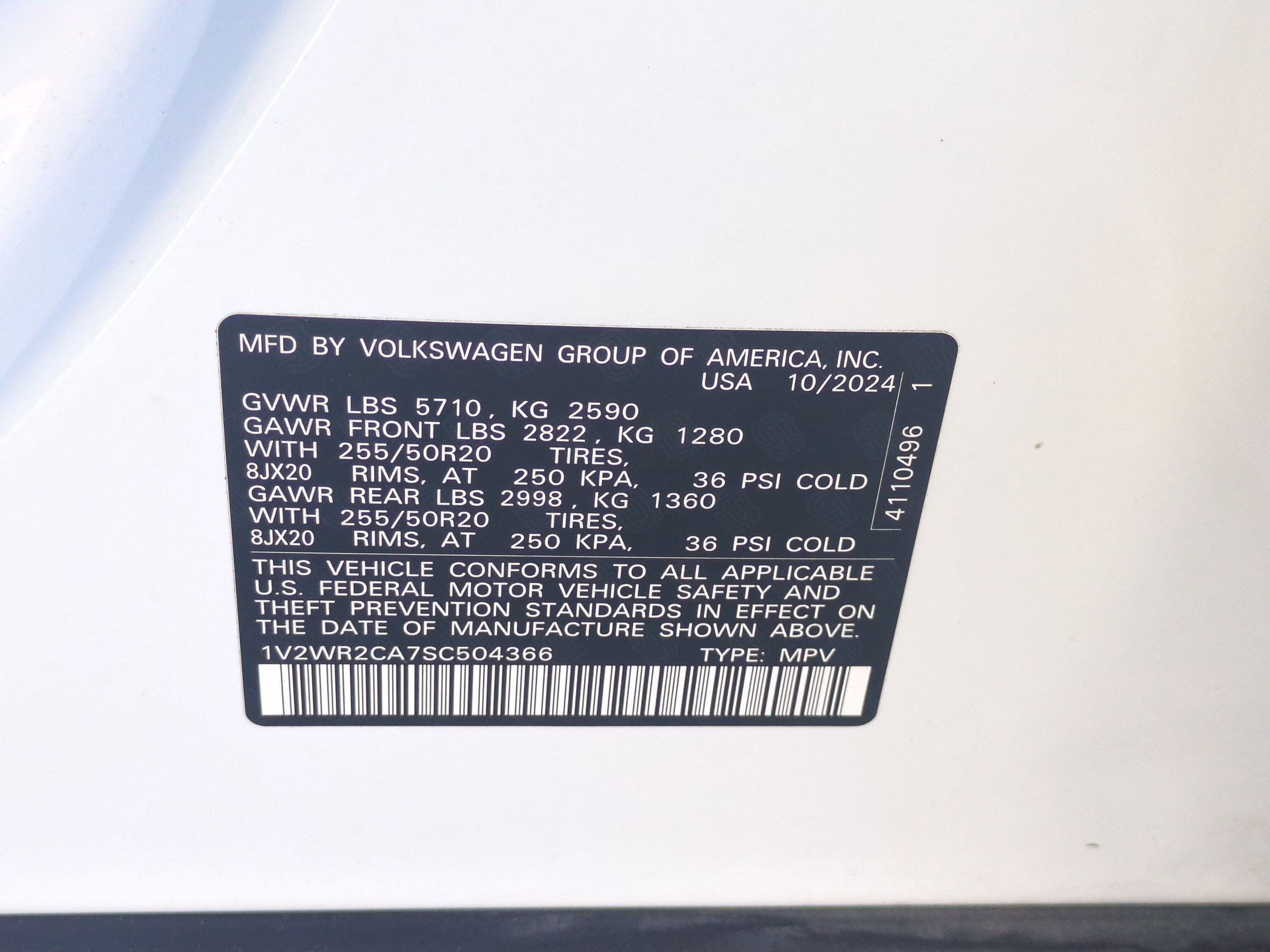 Used 2025 Volkswagen Atlas SE FWD image 33